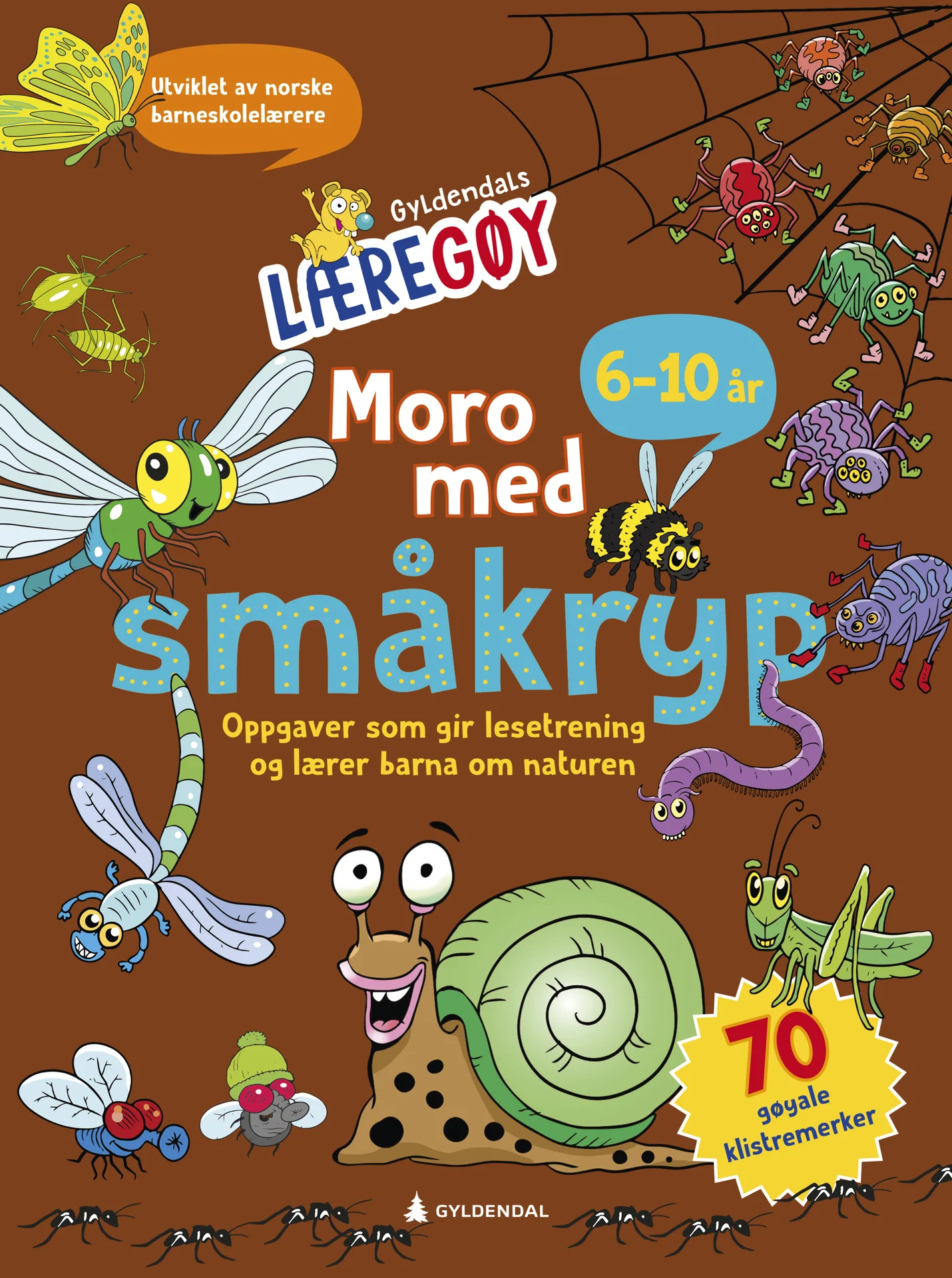 læring, lek, fantasi, kreativitet, moro, oppdagelse, nysgjerrighet, mestring, aktivitet, oppgaver, hjernetrim, gåter, labyrinter, prikk til prikk, finn forskjellene, fargelegging, tegning, bokstaver, ord, lesing, skriving, tall, regning, former, mønster, dyr, småkryp, roboter, fotball, natur, årstider, sommer, jul, påske, skole, skolestart, barn, venner, blyanter, farger, aktivitetsbøker